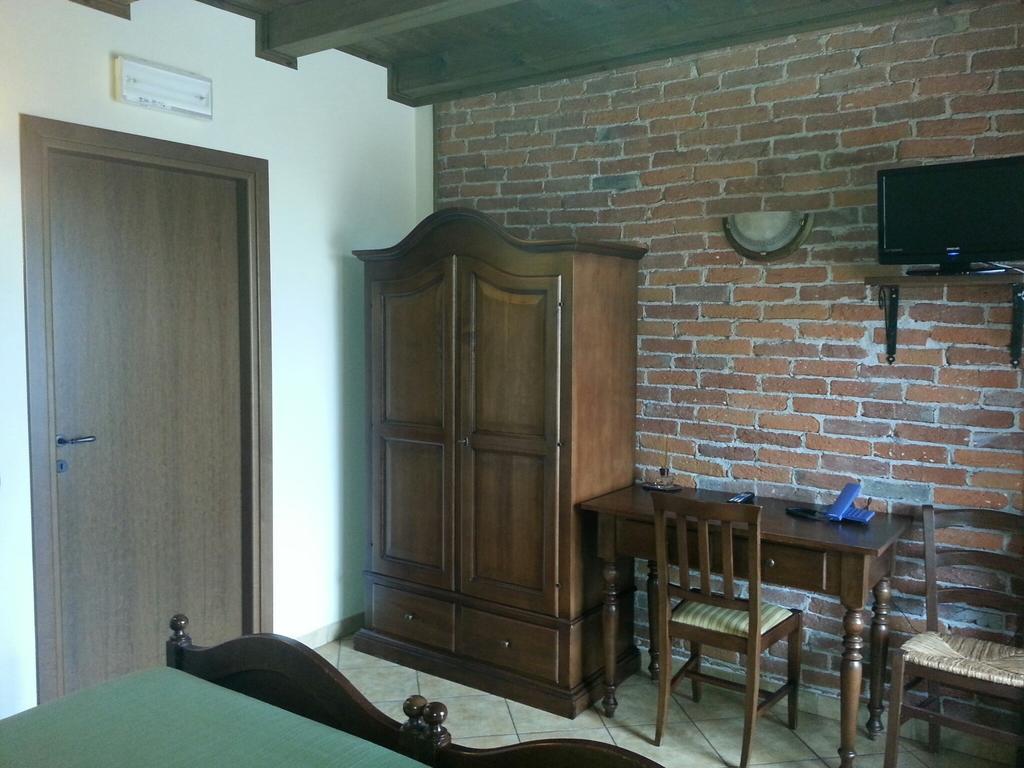 Agriturismo Cascina Del Peso Leinì Quarto foto